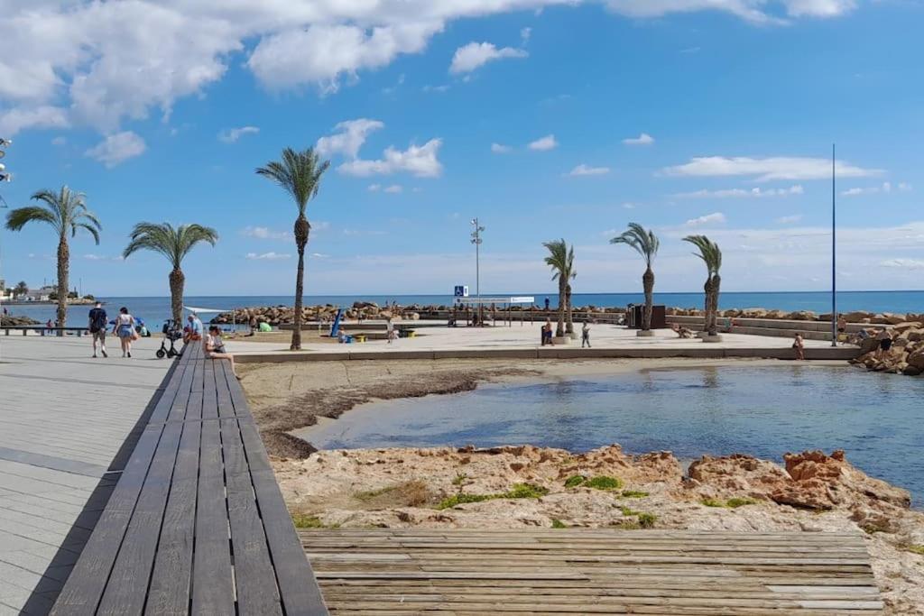 Apartment Los Locos Beach With Balcony And Wi-Fi Torrevieja Exterior photo