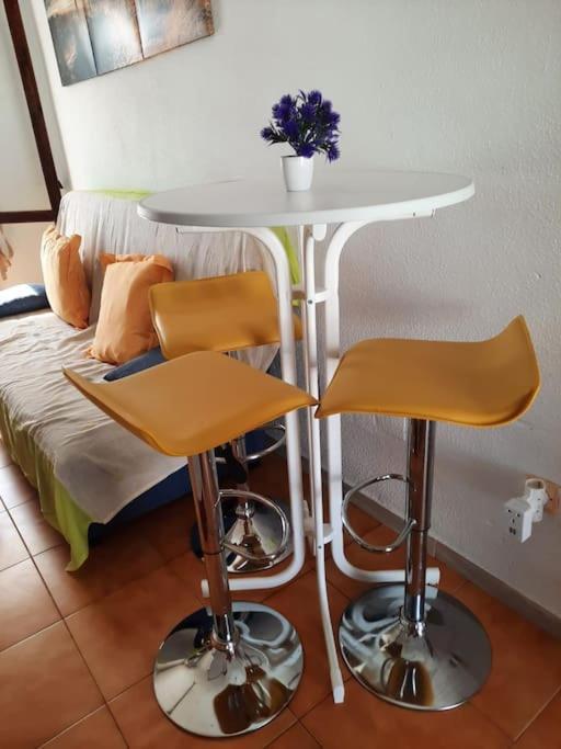 Apartment Los Locos Beach With Balcony And Wi-Fi Torrevieja Exterior photo