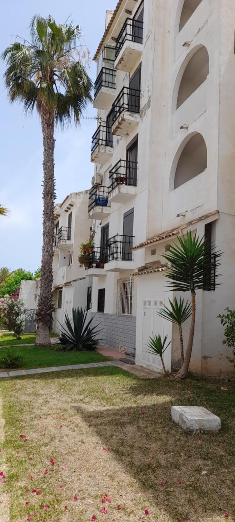Apartment Los Locos Beach With Balcony And Wi-Fi Torrevieja Exterior photo